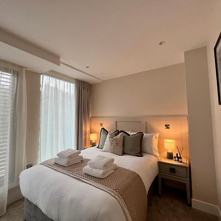 The Noir Blanc Retreat At Ryedale House Apartment ยอร์ค ภายนอก รูปภาพ